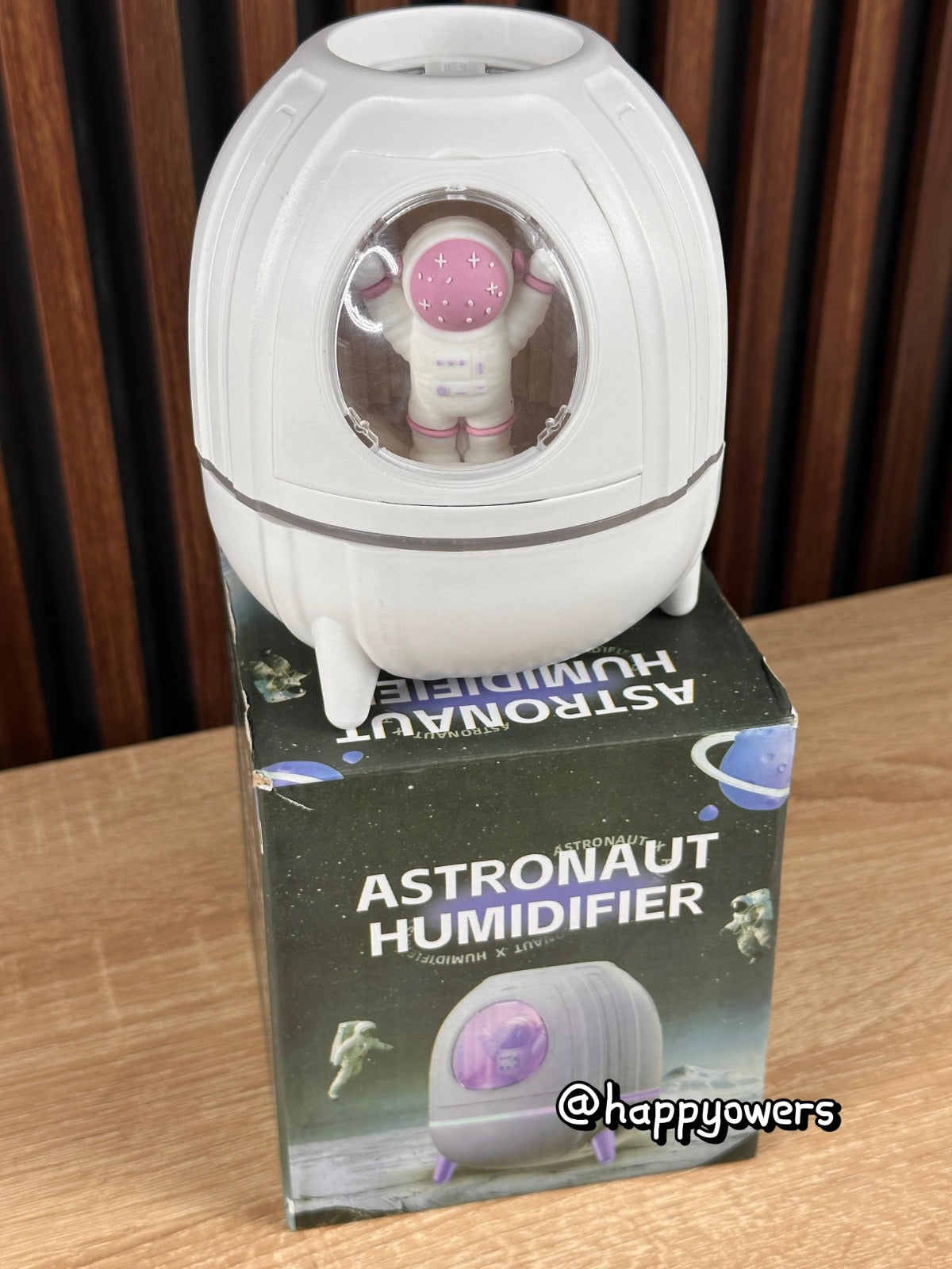 HUMIDIFICADOR ASTRONAUTA ESPACIAL – AMBIENTE RELAJANTE, LUCES LED Y DISEÑO FUERA DE ESTE MUNDO