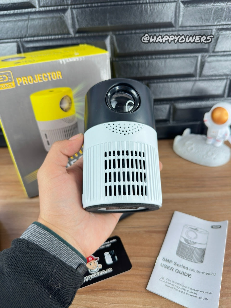 MINI PROYECTOR LED - ENTRADA HDMI MÚSICA Y MÁS