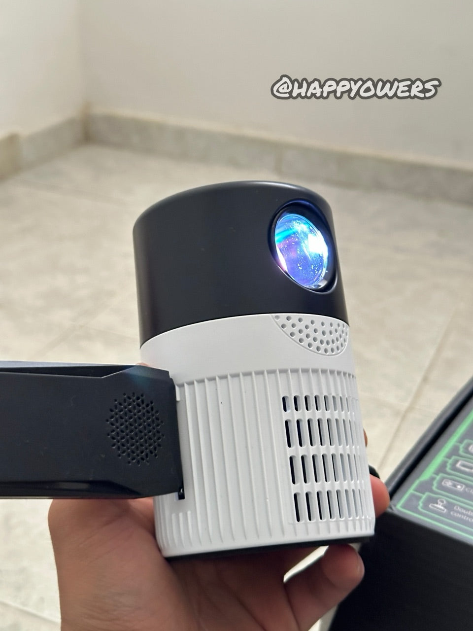 MINI PROYECTOR LED - ENTRADA HDMI MÚSICA Y MÁS