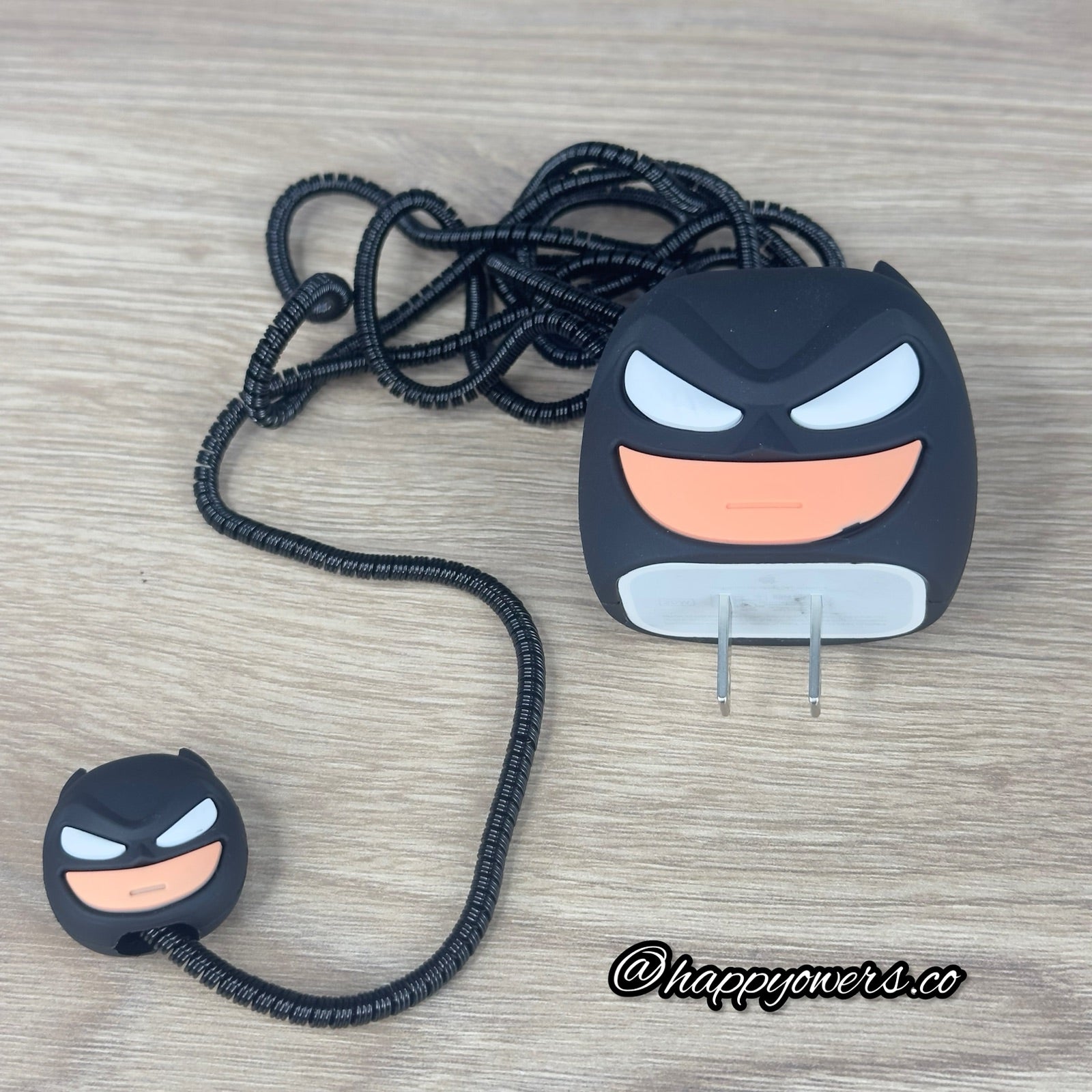 PROTECTOR CARGADOR DE IPHONE + FUNDA PARA CABLE EDICIONES LIMITADAS 🔥🔥