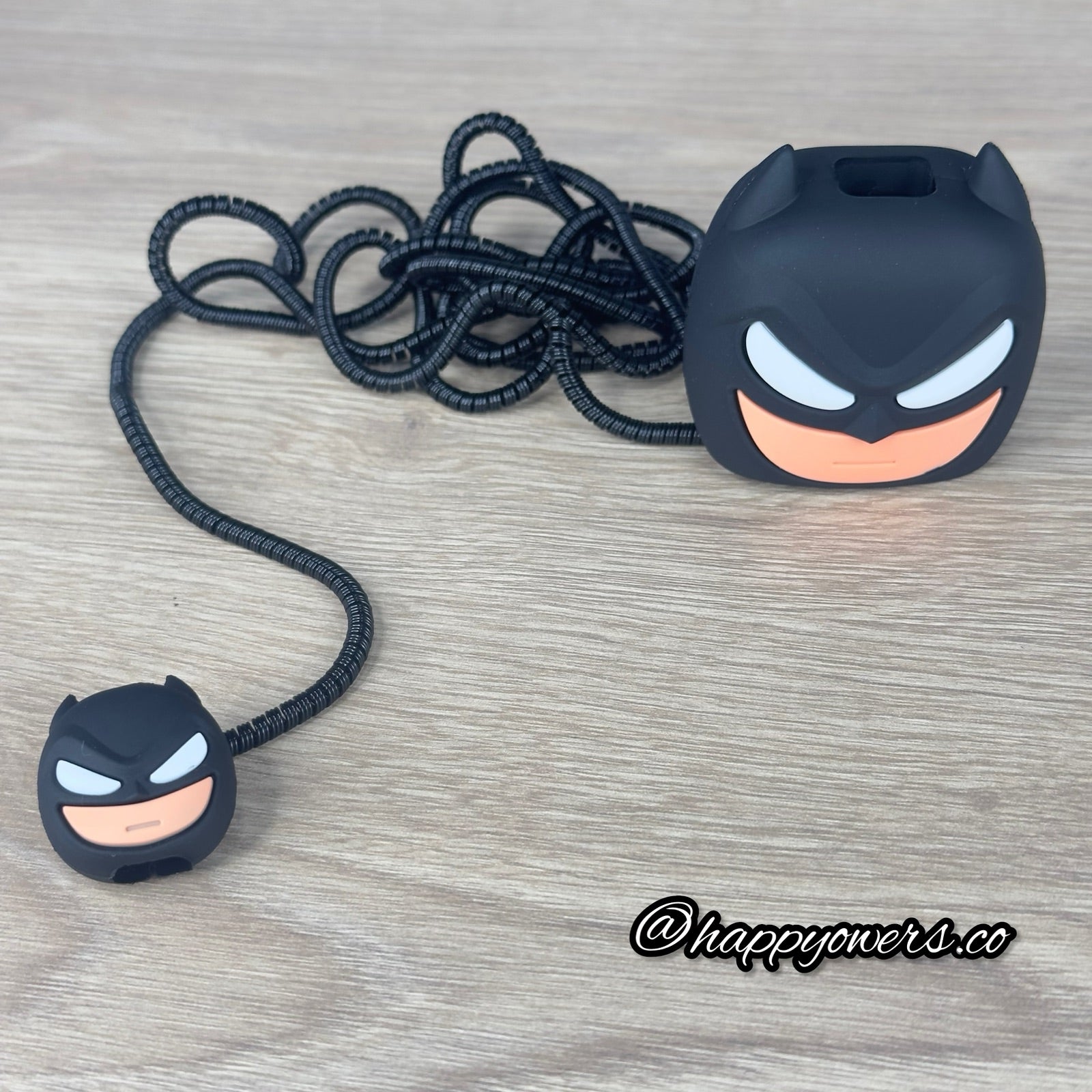 PROTECTOR CARGADOR DE IPHONE + FUNDA PARA CABLE EDICIONES LIMITADAS 🔥🔥